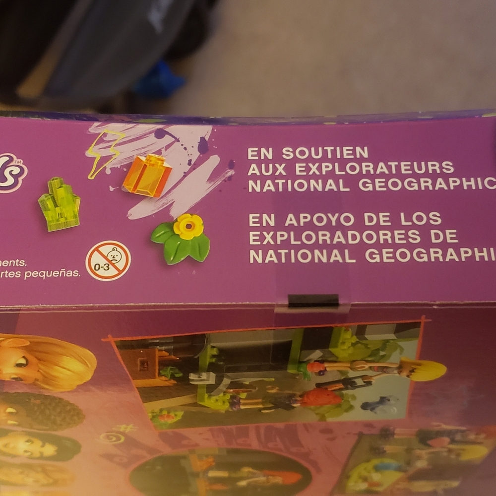 Lego - Picture 4 of 5